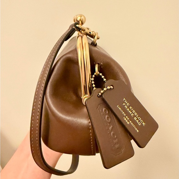 Coach Runway Kisslock Frame Bag 30 Maple Brown NWT Rare - Picture 5 of 8